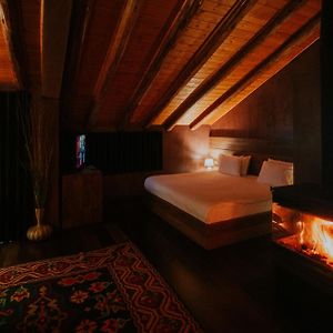 Dim'S Hotel & Restaurant